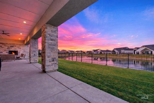 207 S Eagles Roost Way, Eagle, ID, 83616-4135 | Card Image