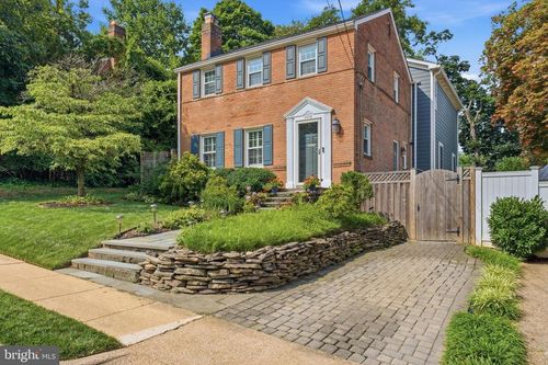 1016 N Larrimore St, ARLINGTON, VA, 22205-1413 | Card Image