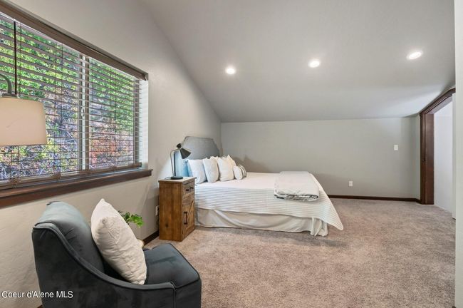 702 Glacier Loop, House other with 2 bedrooms, 3 bathrooms and null parking in Bayview ID | Image 23