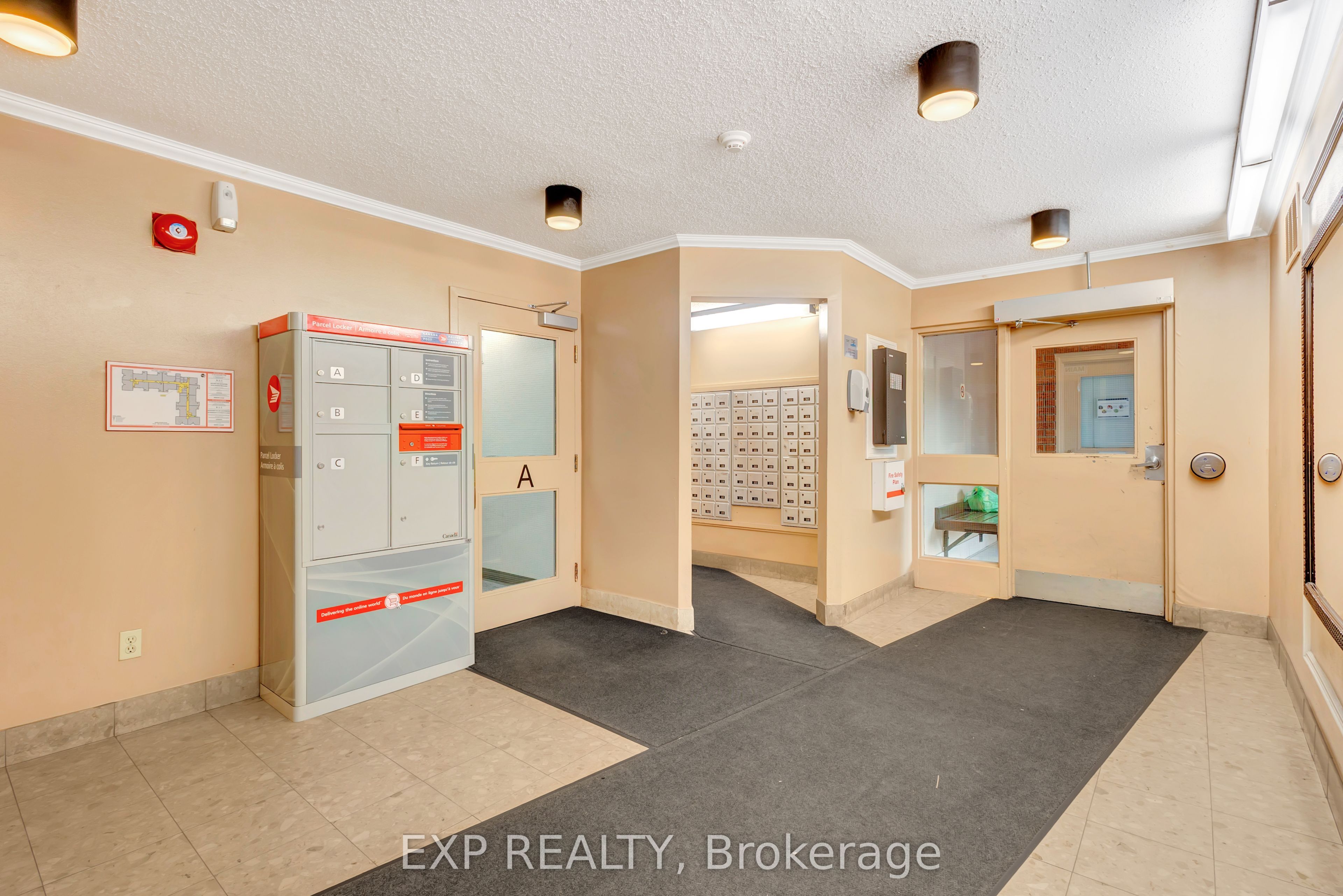 Residential Lease in Hunt Club - South Keys and Area 4
