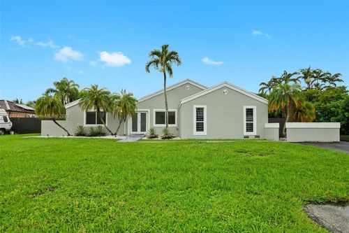 15530 Sw 152nd Ter, Miami, FL, 33187-5462 | Card Image