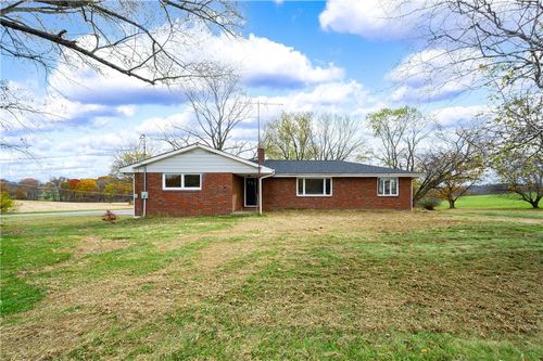 183 Eagle Mill Rd, Butler, PA, 16001-8726 | Card Image