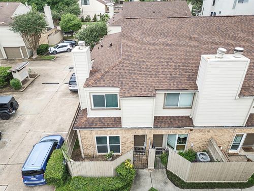 10-1829 Augusta Dr, Houston, TX, 77057-3122 | Card Image