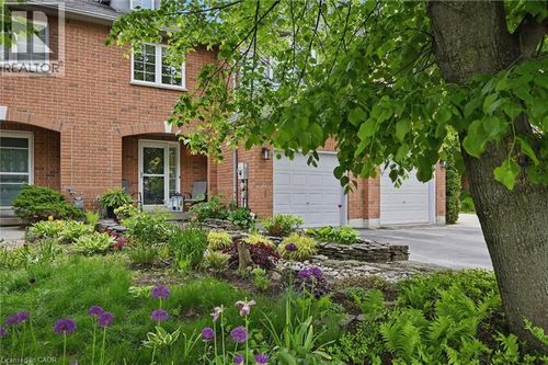62 Valridge Dr, Ancaster, ON, L9G4Y7 | Card Image