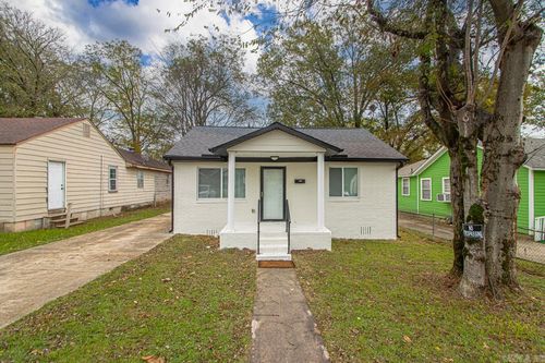 3137 Center St, Little Rock, AR, 72206-3131 | Card Image