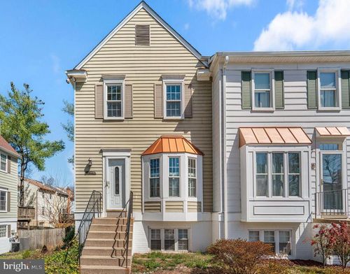 1472 Lowell Ct, CROFTON, MD, 21114-1105 | Card Image