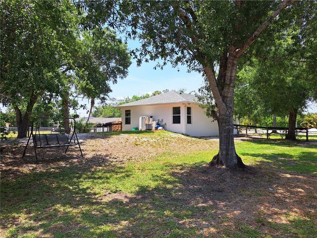 Main rear yard closest to the house. Rear House view. | Image 29