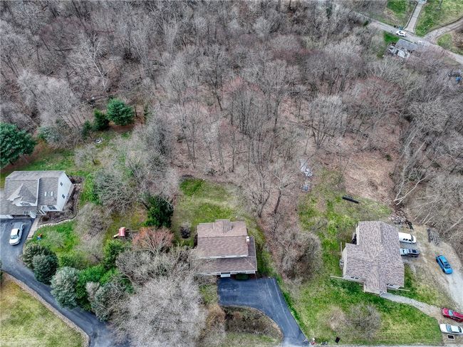 2938 Kane Rd, House other with 3 bedrooms, 3 bathrooms and null parking in Aliquippa PA | Image 35