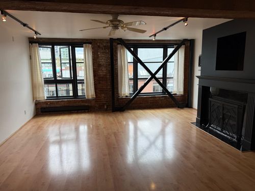 306-1066 Hamilton St, Vancouver, BC, V6B2R9 | Card Image