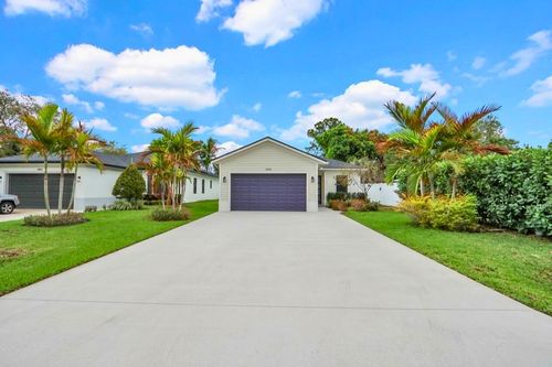 6810 Church St, Jupiter, FL, 33458-3827 | Card Image