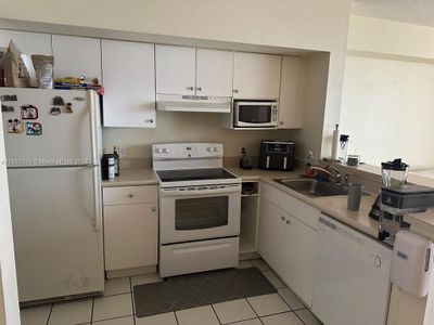 616 - 5077 Nw 7th St, Condo with 1 bedrooms, 1 bathrooms and null parking in Miami FL | Image 3