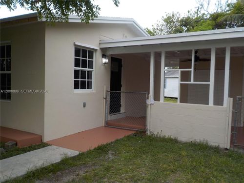 10020 Dominican Dr, Cutler Bay, FL, 33189-1630 | Card Image