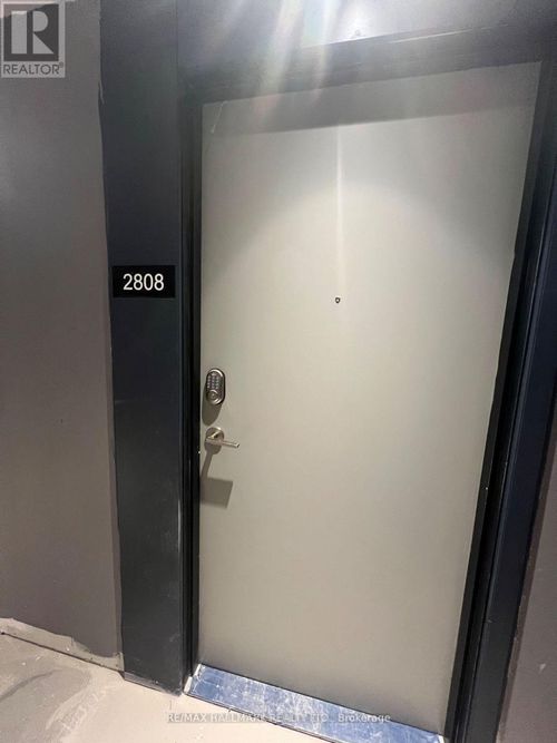 2808-30 Upper Mall Way, Vaughan (Brownridge), ON, L4J0L7 | Card Image