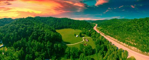 82 Fairview Farm Ln, Inez, KY, 41224-8985 | Card Image