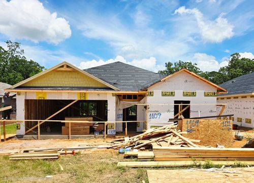 1109 Mission Creek Dr, Longview, TX, 75601-8611 | Card Image