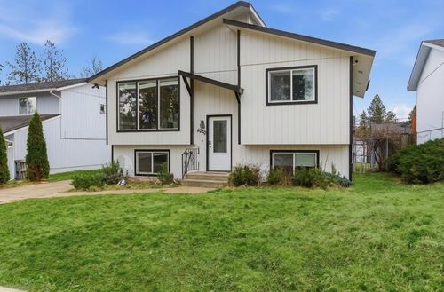 4020 E 34th Ave, Spokane, WA, 99223-5980 | Card Image