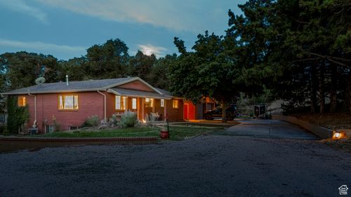 16535 S Redwood Rd, Bluffdale, UT, 84065-3750 | Card Image