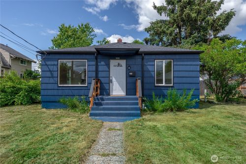1425 S 52nd Street, Tacoma, WA, 98408 | Card Image