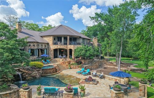 3323 Emory Oak Dr, Bryan, TX, 77807-4001 | Card Image