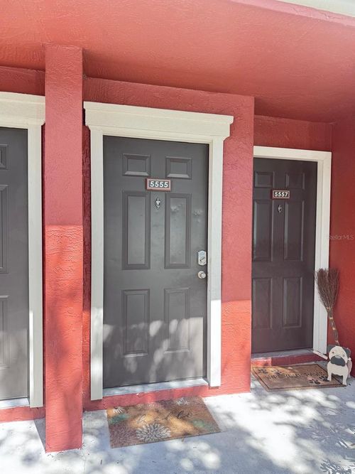 5555 Baywater Dr, TAMPA, FL, 33615-3569 | Card Image