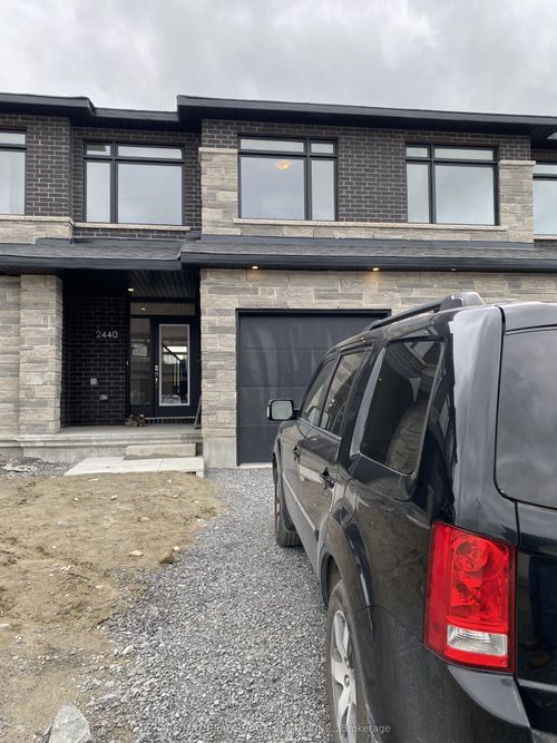 2440 Goldhawk Dr, Stittsville, ON, K2S2X4 | Card Image