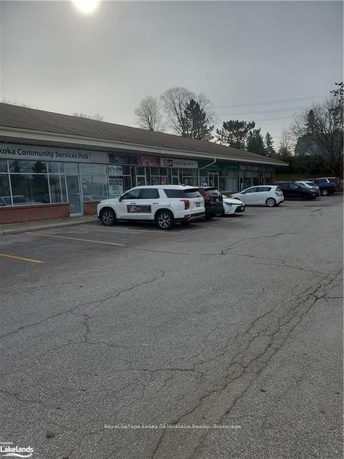 4-1 King William St, Huntsville, ON, P1H1G7 | Card Image