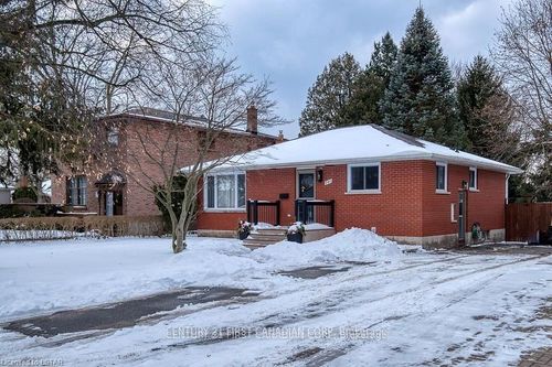341 Vesta Rd, London, ON, N5Y1E9 | Card Image