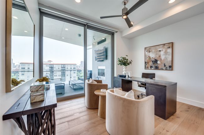 APT-1404 - 3130 N Harwood St, Condo with 2 bedrooms, 3 bathrooms and null parking in Dallas TX | Image 20