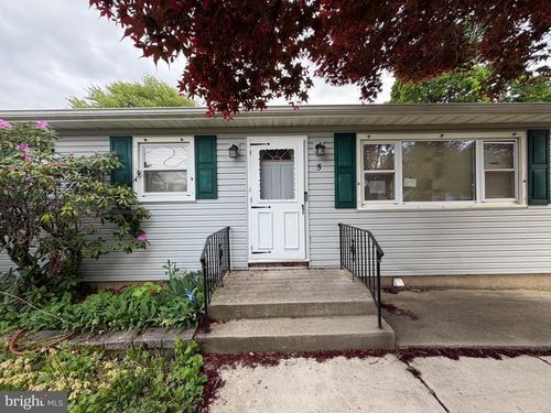 5 Cambridge Ave, SICKLERVILLE, NJ, 08081-1205 | Card Image