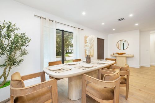 350 Colonial Rd, West Palm Beach, FL, 33405-4334 | Card Image