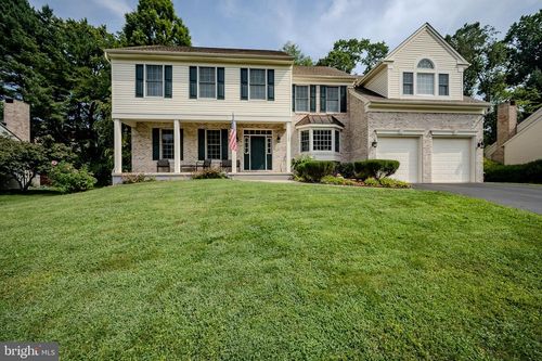 129 Fairhill Dr, WILMINGTON, DE, 19808-4310 | Card Image
