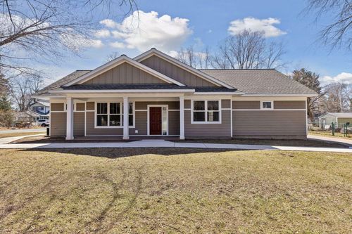 16745 16th St S, Lake Saint Croix Beach, MN, 55043-9408 | Card Image