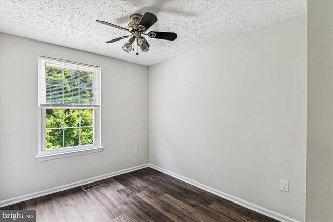 8241 Appalachian Dr, Townhouse with 3 bedrooms, 3 bathrooms and null parking in PASADENA MD | Image 17