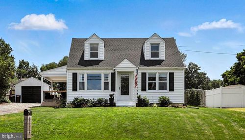 6115 Division Hwy, NARVON, PA, 17555-9224 | Card Image