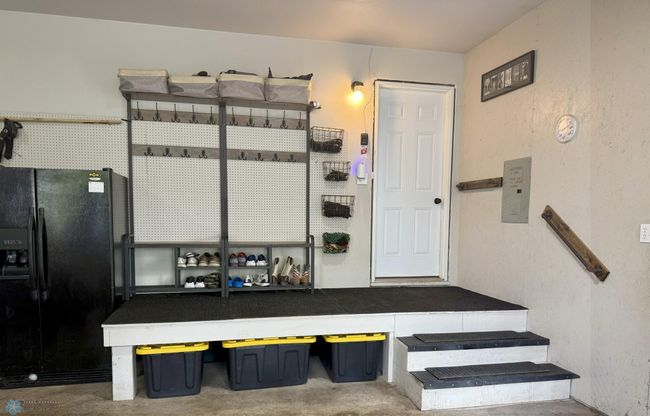 Garage | Image 29
