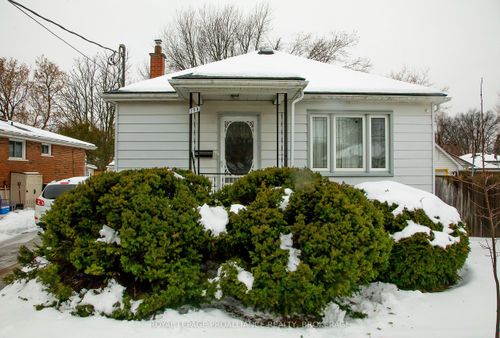 198 Kingscourt Avenue, Kingston, ON, K7K4P8 | Card Image