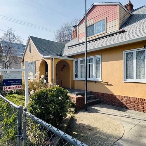 614 28th St, Sacramento, CA, 95816-3711 | Card Image