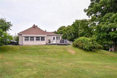 55 Birch St, House other with 2 bedrooms, 1 bathrooms and 2 parking in Gananoque ON | Image 2