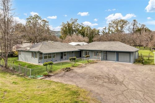 820 Clover Dr, Upper Lake, CA, 95485-9233 | Card Image