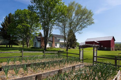 380 Raymond Fish Rd, Hartwick, NY, 13348-2600 | Card Image