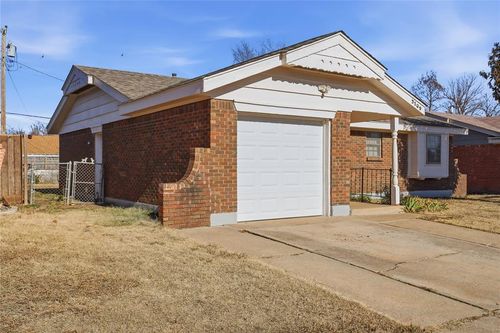 3109 Sw 68th St, Oklahoma City, OK, 73159-2307 | Card Image