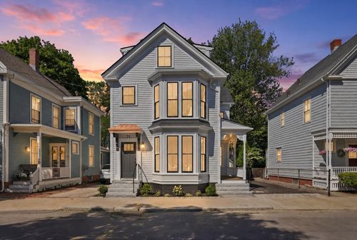 71 Purchase St, Newburyport, MA, 01950-3109 | Card Image