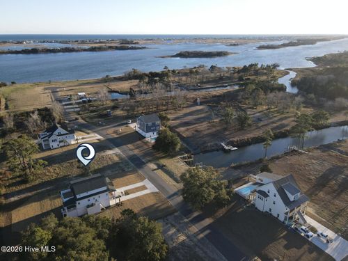 139 Bethea St, Holly Ridge, NC, 28445-7702 | Card Image