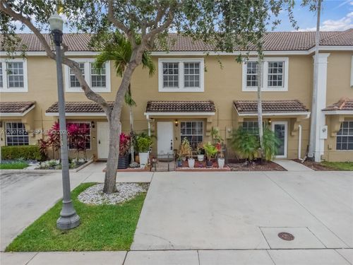 716 Sw 122nd Ave, Pembroke Pines, FL, 33025 | Card Image
