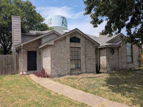 b-7400 Rutgers Cir, Rowlett, TX, 75088-8552 | Card Image
