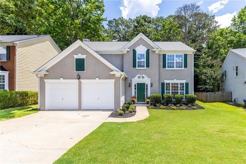 7000 Foxberry Ln, Roswell, GA, 30075-6218 | Card Image