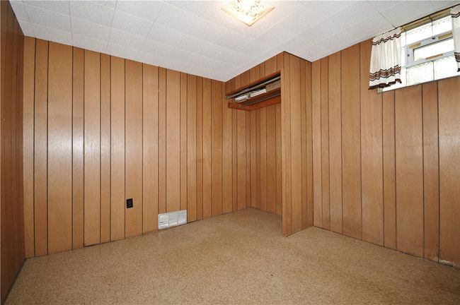 Family room or office | Image 19