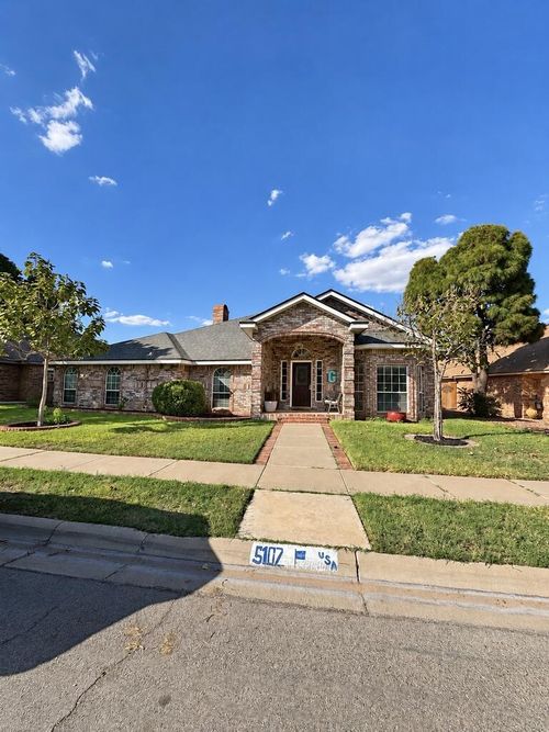 5102 King Richards Row, Midland, TX, 79707-1581 | Card Image