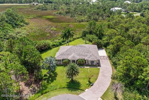 6909 Hacienda Dr, Grant Valkaria, FL, 32949-3414 | Card Image