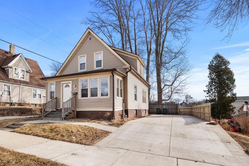 1115 N 11th Street, Sheboygan, WI, 53081 | Card Image